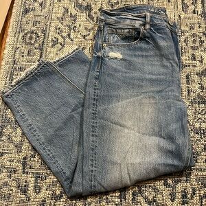 American Eagle mom jeans